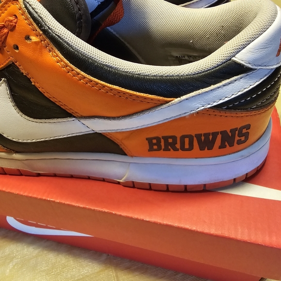 Nike Cleveland Browns shoes - Picture 8 of 11